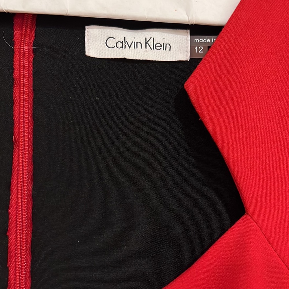 Calvin Klein, Fabulous red dress!!!  Like new condition - Picture 3 of 6